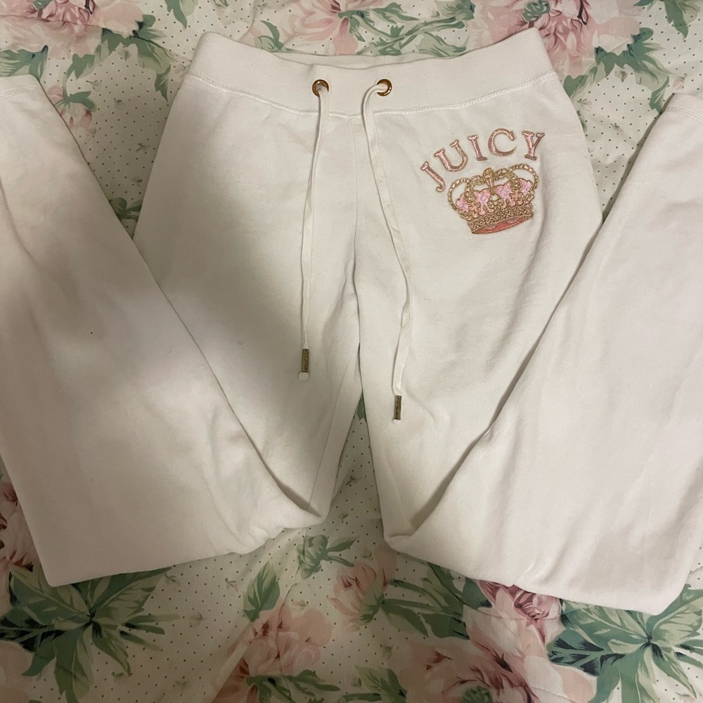 Juicy Couture velour white straight leg pants